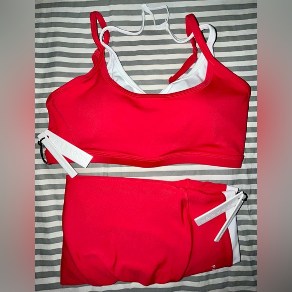 Paragon Fitwear Reluna Double-Layer Sports Bra and Leggings in Siren Size M - Picture 1 of 7
